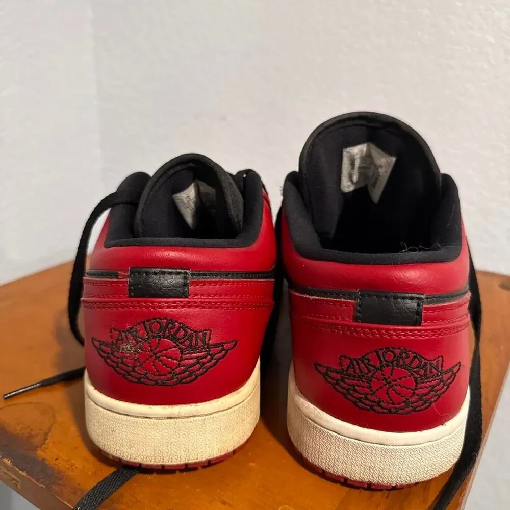 Jordan Men's Red and Burgundy Trainers